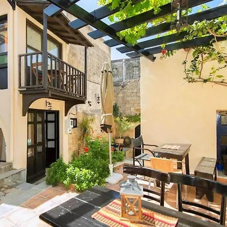 Saint Michel Apartment